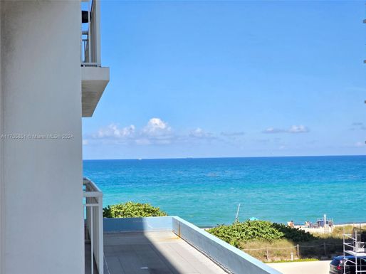 6969 Collins Ave # 406, Miami Beach FL 33141