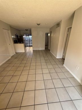 2735 W 62nd Pl # 104, Hialeah FL 33016