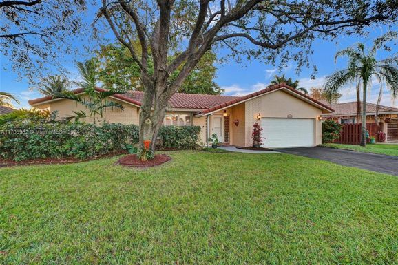 1222 NW 83rd Ave, Coral Springs FL 33071