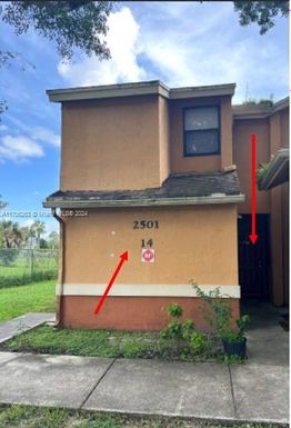 2501 NW 56th Ave # 14, Lauderhill FL 33313