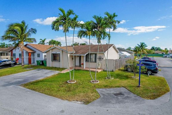 25131 SW 125th Ct, Homestead FL 33032