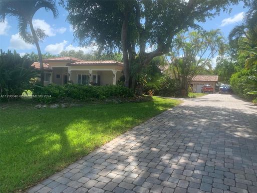 15144 SW 72nd Ct, Palmetto Bay FL 33158