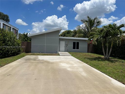 1263 NE 128th St, North Miami FL 33161