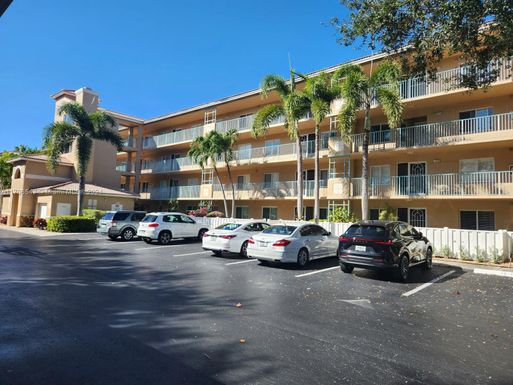 5749 Gemstone Ct # 307, Boynton Beach FL 33437