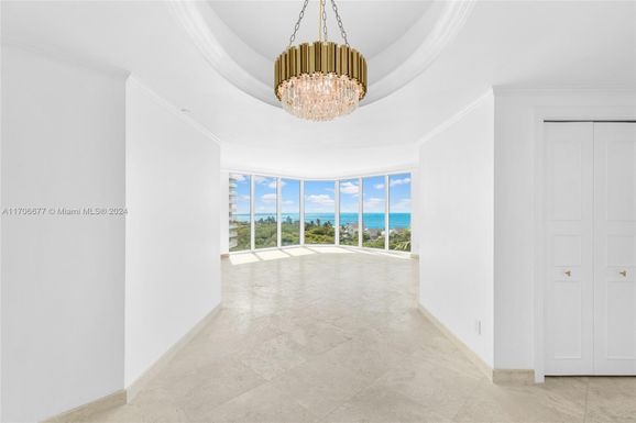 300 S Pointe # 801, Miami Beach FL 33139