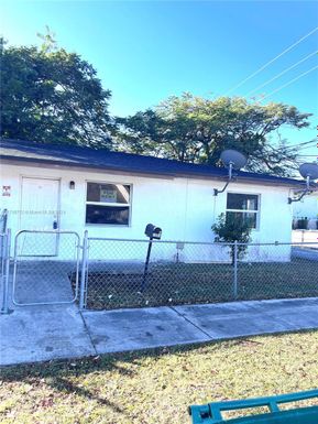 1329 NW 6 ave # B, Florida City FL 33034