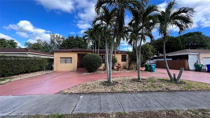 261 NW 62nd Ct, Miami FL 33126