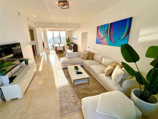 15901 Collins Ave # 1804, Sunny Isles Beach FL 33160