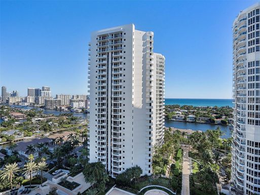 21205 Yacht Club Dr # 2002, Aventura FL 33180