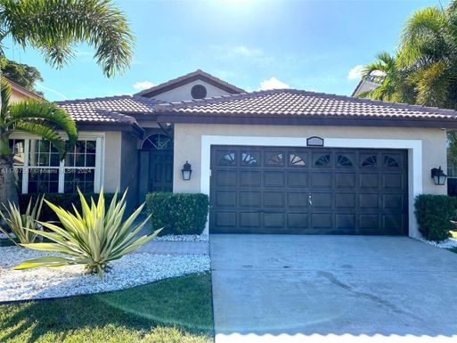 1362 SW 178th Way, Pembroke Pines FL 33029