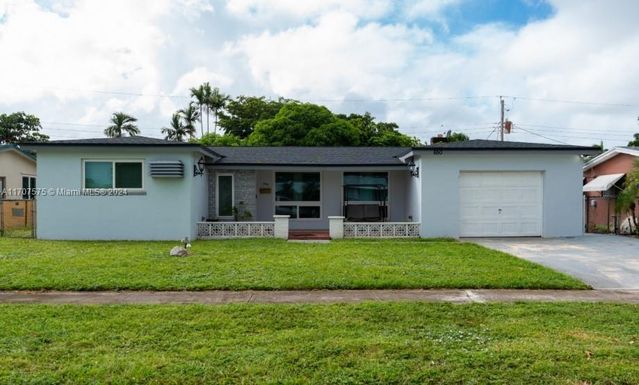 650 SW 68th Ave, Pembroke Pines FL 33023