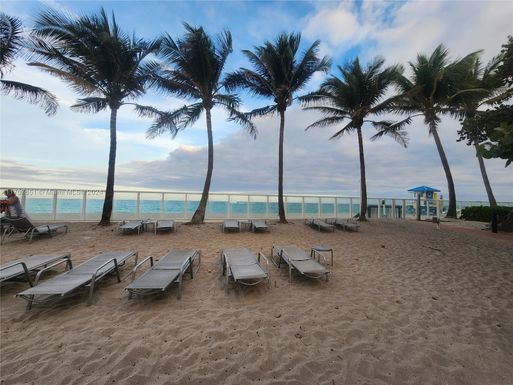 3000 S Ocean Dr # 1206, Hollywood FL 33019