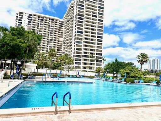 600 Three Islands Blvd # 1514, Hallandale Beach FL 33009