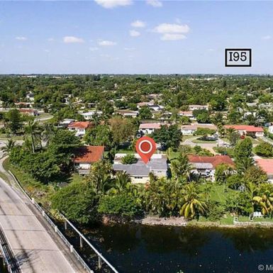 14697 S Biscayne River Dr, Miami FL 33168