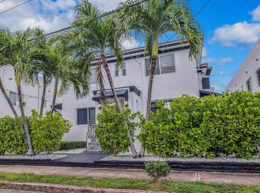 813-15 39th, Miami Beach FL 33140