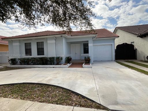 8964 NW 146th Ter, Miami Lakes FL 33018