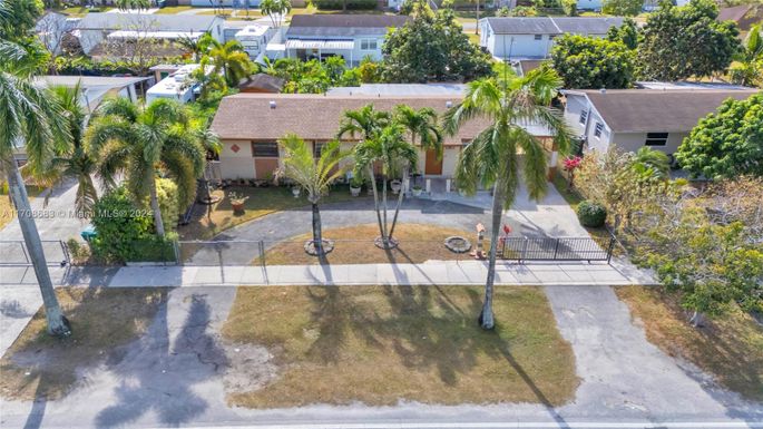 15530 SW 296th St, Homestead FL 33033