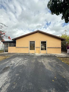 13851 SW 44th Ter, Miami FL 33175