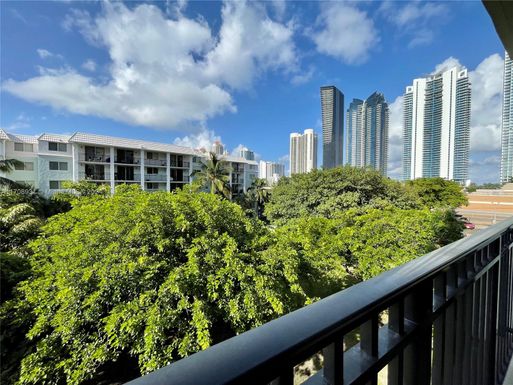 17021 N Bay Rd # 410, Sunny Isles Beach FL 33160