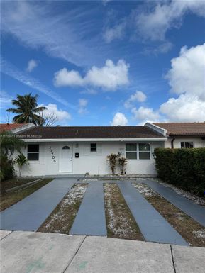 12705 SW 54th St, Miami FL 33175