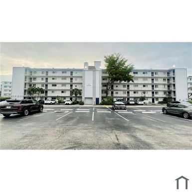 8610 N Sherman Cir # 502, Miramar FL 33025