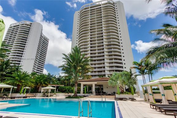 2800 Island Blvd # 1103, Aventura FL 33160