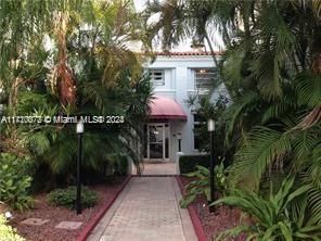 215 30th St # 7, Miami Beach FL 33140