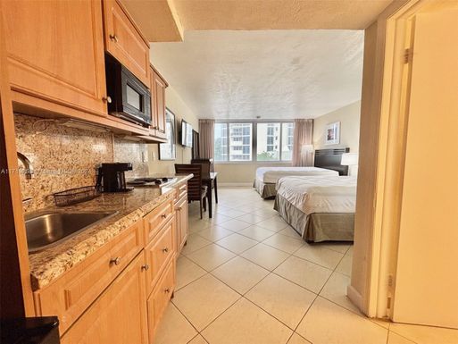 19201 Collins Ave # 128, Sunny Isles Beach FL 33160