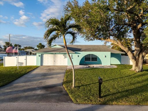 1305 SE 36th Street, Cape Coral FL 33904