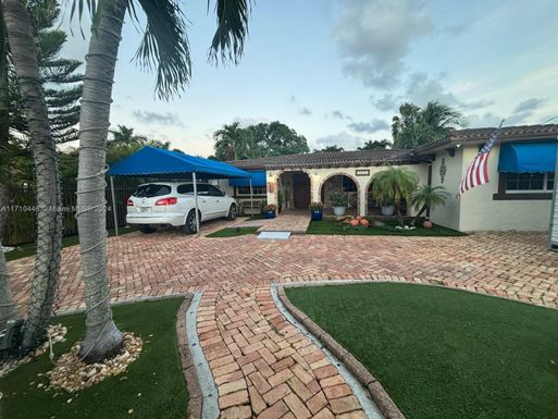 1315 SW 78th Pl, Miami FL 33144