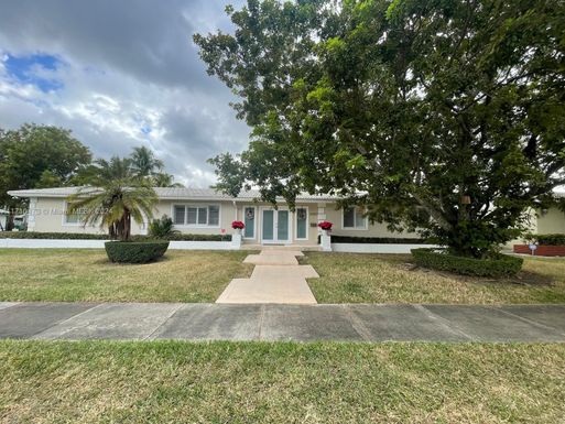 8450 SW 85th St, Miami FL 33143