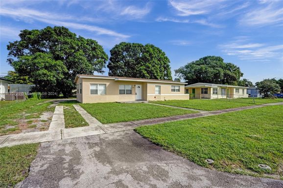 3441 NW 6th Ct, Lauderhill FL 33311