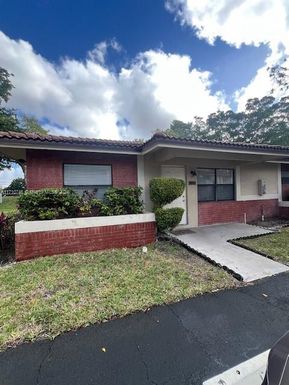 9607 NW 4th St # 2A, Coral Springs FL 33071