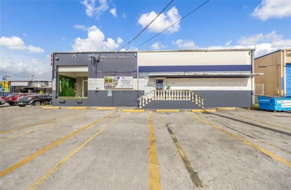 311 W 21st St, Hialeah FL 33010