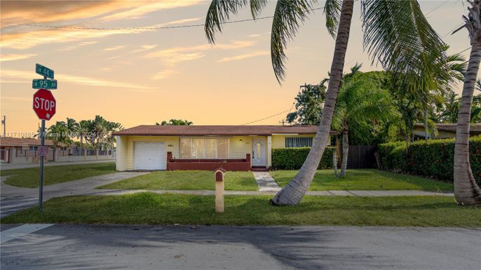 4401 SW 95 Ave, Miami FL 33165