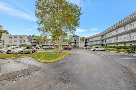 9200 Lime Bay Blvd # 215, Tamarac FL 33321