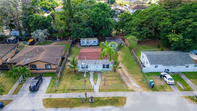 10280 SW 175th St, Miami FL 33157