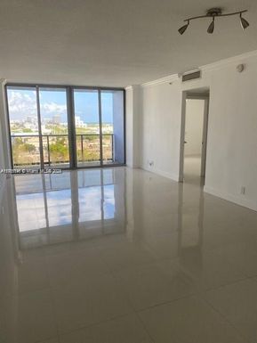 401 69th St # 807, Miami Beach FL 33141