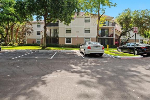 10135 W Sunrise Blvd # 103, Plantation FL 33322