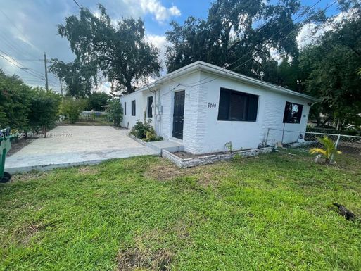 6300 NE Miami Pl, Miami FL 33138