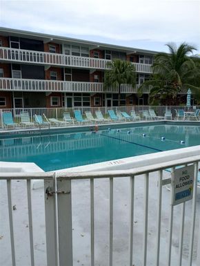 141 NE 10th Ave # 28A, Hallandale Beach FL 33009