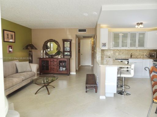 1016 Newcastle A # 1016, Boca Raton FL 33434