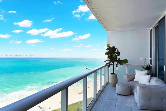 100 S Pointe Dr # 2407, Miami Beach FL 33139