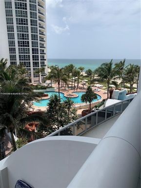 18101 Collins Ave # 606, Sunny Isles Beach FL 33160