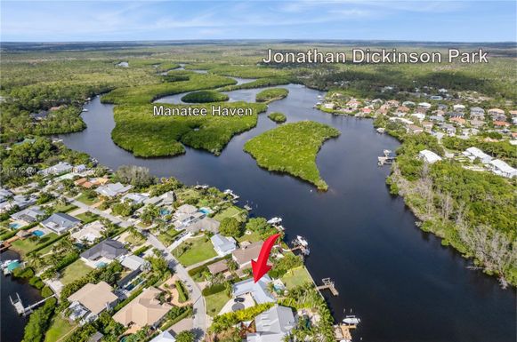 8577 SE Merritt Way, Jupiter FL 33458