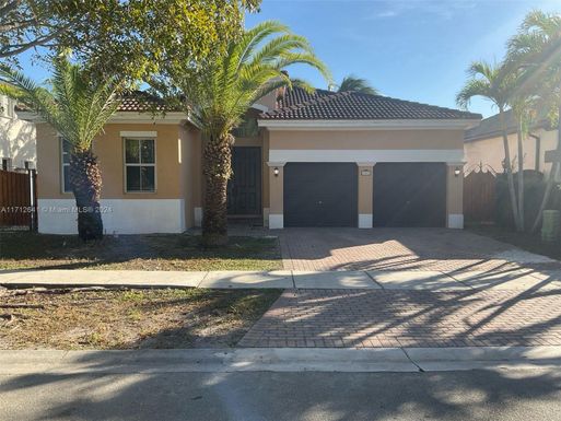 17833 NW 87th Pl, Hialeah FL 33018