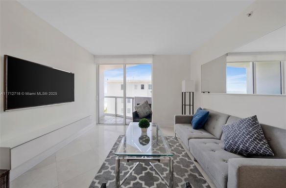 6365 Collins Ave # 1005, Miami Beach FL 33141