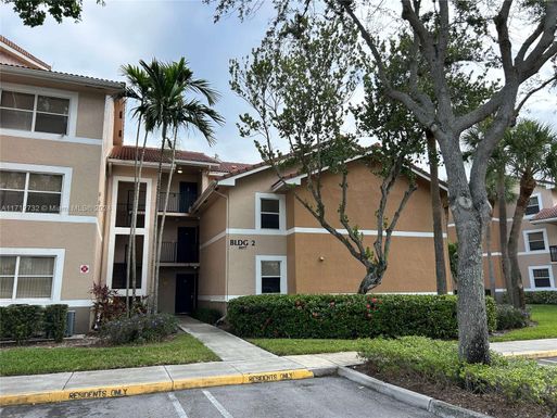 8977 Wiles Rd # 208, Coral Springs FL 33067