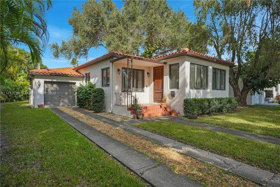 311 S Fluvia Ave, Coral Gables FL 33134