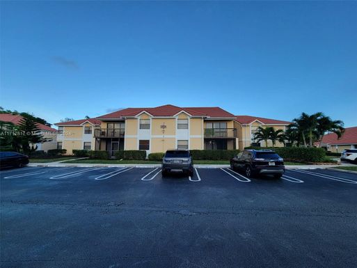 5861 Riverside Dr, Coral Springs FL 33067